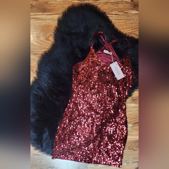 Maner Dresses & Skirts - NEW Gorgeous Burgundy Red Sequined Dress Women's Size M